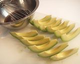 A picture of step 3 of Shrimp and Avocado Carpaccio.