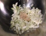 Une image de l'étape 4 de Marinade épicée au vin rouge, tomates et herbes aromatiques.