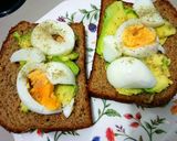 Foto del paso 3 de la receta: Snack de aguacate y huevo