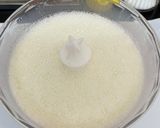 A picture of step 1 of Crema Catalana.