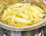A picture of step 2 of Pizza fries.