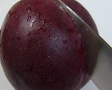 A picture of step 2 of Nectarine Compote.
