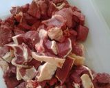 A picture of step 1 of Espetada (Meat on a stick).