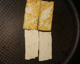 Foto del paso 1 de la receta: Tofu salteado con grana padano y salsa barbacoa