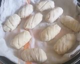 A picture of step 10 of Stuffed vada vegetable Roll.