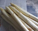 A picture of step 1 of How to Cook White Asparagus - German Recipe.