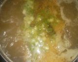 Foto langkah ke 4 dari resep Soto ayam kuah bening.