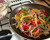 A picture of step 4 of Vickys Spanish Chicken, GF DF EF SF NF.
