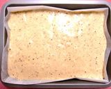 A picture of step 8 of Rum Raisin Roll Cake.