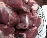 A picture of step 1 of Carnitas.