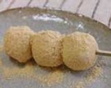 A picture of step 10 of Round Kushi-Dango for Moon-Viewing Parties.
