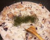 Tejszínes-kapros tőkehal színes tésztával recept fázis 2 fotója