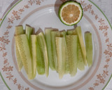 A picture of step 3 of Cucumber chips.