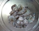 A picture of step 3 of Shrimp and Broccoli with Mayonnaise Sauce.