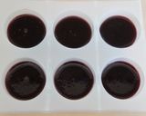 A picture of step 4 of Blueberry Cheese Mousse.