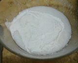 A picture of step 5 of Coconut Macaroons.