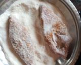 सरंगा फ्राय(हलवा) (saranga fry recipe in marathi) रेसिपी स्टेप 2 फोटो 