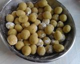 Foto langkah ke 1 dari resep Biji salak / bubur candil ubi.
