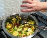 A picture of step 7 of Musakka (kinda ratatouille with chopped meat).