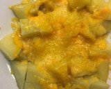 Foto del paso 5 de la receta: Patatas con queso cheddar y nata agria🥔🧀🍶 (en 10 minutos)