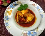 A picture of step 3 of Tanzanian spicy chicken curry 🐓🍅.