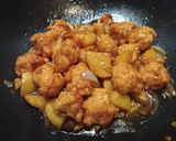 Foto langkah ke 2 dari resep Bola Udang Kentang Saos Inggris.
