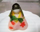 A picture of step 9 of Hina Matsuri Sushi Hina Dolls and Temari Sushi.