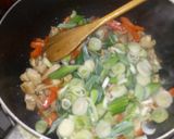 Foto del paso 4 de la receta: Mongoliana de pollo con puré a mi pinta