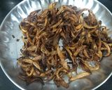 A picture of step 1 of Hyderabadi Chicken.