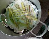 Hình bước làm 6 của món Gà hấp muối