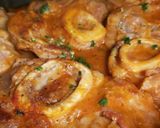 Foto del passaggio 5 della ricetta Risotto allo zafferano con ossibuchi