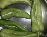 A picture of step 2 of Stuffed chilli.