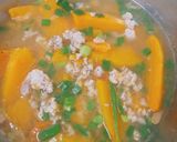 Hình bước làm 2 của món Canh bí đỏ thịt bằm