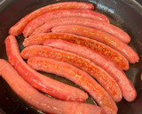Foto del paso 1 de la receta: Salchichas frescas en salsa