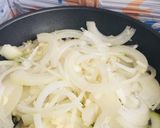 Foto del paso 3 de la receta: Picanha Encebollada con Ensalada de papas!