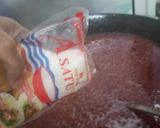 Foto langkah ke 4 dari resep Hintalu Masak Habang Khas Banjar.
