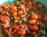 A picture of step 1 of Sig's Spicy Tomato and Green Bean Sauce with Chicken.