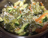 Foto del paso 1 de la receta: Arroz meloso de habas, zanahoria, calabacín y brócoli