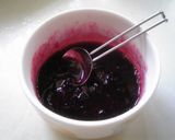 A picture of step 5 of Sugar Free Blueberry Sauce.
