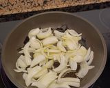 Foto del paso 1 de la receta: Orecchiette con habitas y jamón