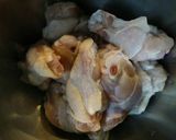 Foto langkah ke 1 dari resep Chicken Lollipop.