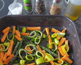 Foto del paso 1 de la receta: Salmón con verduras al horno