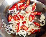 Foto langkah ke 2 dari resep Tumis kulit semangka.
