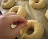 A picture of step 8 of Kinako Roasted Soy Flour Bagels.