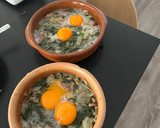 Foto del paso 8 de la receta: Acelgas empiñonadas con huevos estrellados