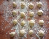 Foto del paso 2 de la receta: Rosquitas esponjosas bañadas en chocolate ❤️