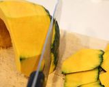 A picture of step 1 of Kabocha Pie - An Easy Halloween Snack.