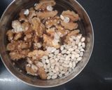 અખરોટ અદરકી પનીર બાઈટ્સ (Walnut Ginger Paneer bites recipe in Gujarati) રેસીપી સ્ટેપ1ફોટો