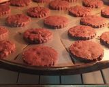 Foto del paso 2 de la receta: Alfajores de Dulce de Leche y Chocolate con Masa de Chocolinas