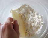 A picture of step 2 of Almond Cheese Tart with Plums.